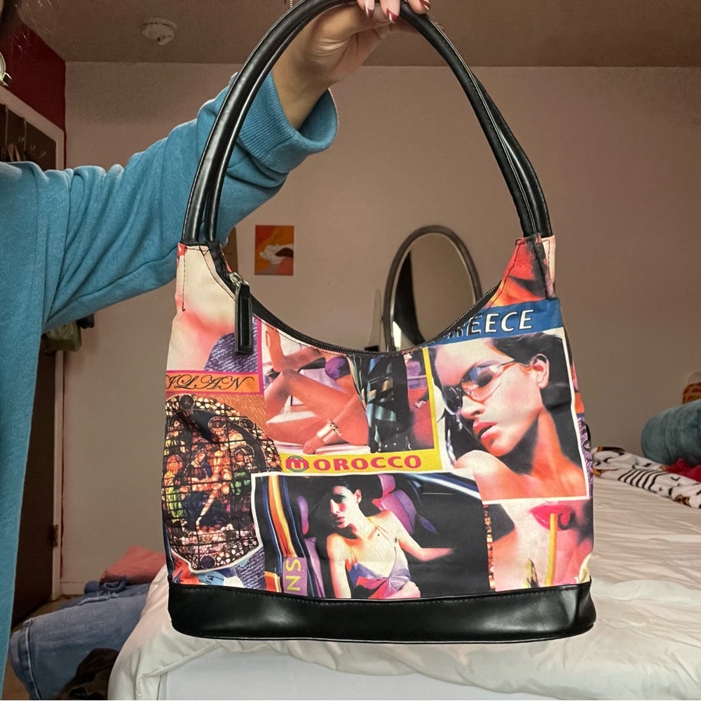 Graphic Shoulder Bag